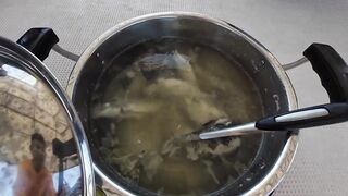 Каково это морская рыбалка в Sanya первые выезды на лодке в Южно Китайском море и живые эмоции рыбака