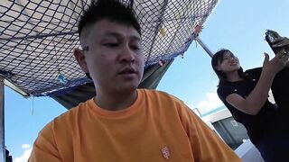 Каково это морская рыбалка в Sanya первые выезды на лодке в Южно Китайском море и живые эмоции рыбака