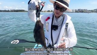 На берегу Sanya поймал рыбу фугу первая осторожная рыбалка на море и много эмоций от необычного улова