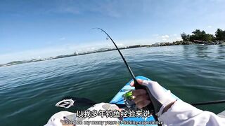 На берегу Sanya поймал рыбу фугу первая осторожная рыбалка на море и много эмоций от необычного улова