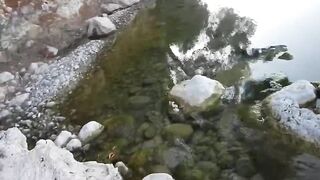 Река Göynük почти пересохла летний отдых в горах рядом с Кемером и прогулка по каменному руслу