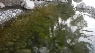 Река Göynük почти пересохла летний отдых в горах рядом с Кемером и прогулка по каменному руслу