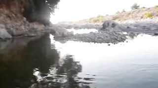 Река Göynük почти пересохла летний отдых в горах рядом с Кемером и прогулка по каменному руслу