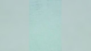 Морская рыбалка на Boracay маленькая лодка у рифа и первая серьёзная рыба в дневном выезде по волне