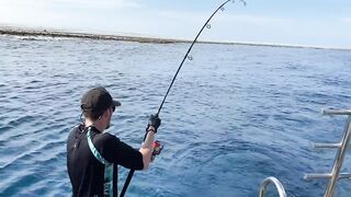 Fishing Egypt 2020: морская рыбалка в Египте лодка пустыня и горячее Красное море вокруг