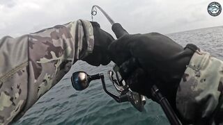 10.2 кг GT против маленькой Shimano Stella C3000 морская рыбалка в Таиланде на ультралайт снасть