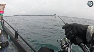 10.2 кг GT против маленькой Shimano Stella C3000 морская рыбалка в Таиланде на ультралайт снасть