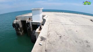 Рыбалка с пирса Hua Hin есть поклевки рыба клюет и морская прогулка удалась