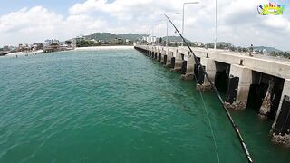 Рыбалка с пирса Hua Hin есть поклевки рыба клюет и морская прогулка удалась