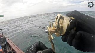 Giant trevally mayhem бесконечные поклевки на джиги и попперы во время морской рыбалки в Таиланде