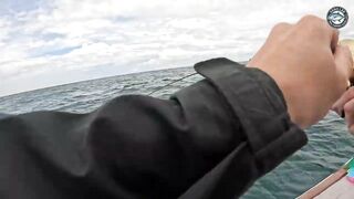 Giant trevally mayhem бесконечные поклевки на джиги и попперы во время морской рыбалки в Таиланде