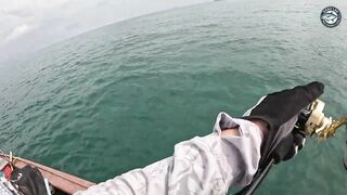 Giant trevally mayhem бесконечные поклевки на джиги и попперы во время морской рыбалки в Таиланде
