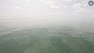 Попперы и GT на поверхности эпичная морская рыбалка у Khao Lak с PopmasterD и Barbiecuda на лонгтейле