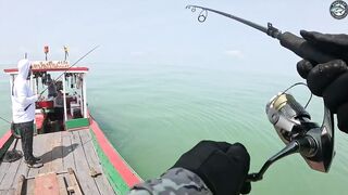 Попперы и GT на поверхности эпичная морская рыбалка у Khao Lak с PopmasterD и Barbiecuda на лонгтейле