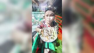 Ночная охота на кальмара в Hua Hin лодка тайского капітана и огни над морем вместо фонарных столбов