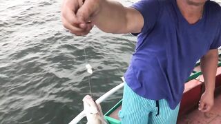 Таиланд Хуахин видео инструкция как правильно ловить рыбу в море у городского пирса