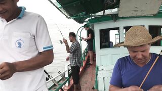 Таиланд Хуахин видео инструкция как правильно ловить рыбу в море у городского пирса