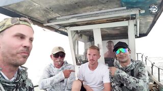 Khao Lak Таиланд шторм и солнце giant и diamond trevally плюс queenfish в одном выходе