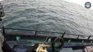 Khao Lak Таиланд шторм и солнце giant и diamond trevally плюс queenfish в одном выходе