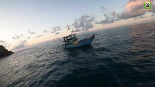 Морской джиг у островка Hon Lao рядом с Mui Ne рыба клюет почти без пауз эмоции зашкаливают