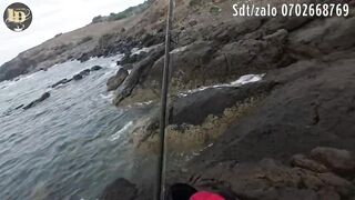 Rock fishing в Mũi Né береговая рыбалка по скалам на Ashino SuperFrog и плетню PE