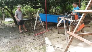 Филиппины большие волны человек за бортом повседневная жизнь у моря и риски океана