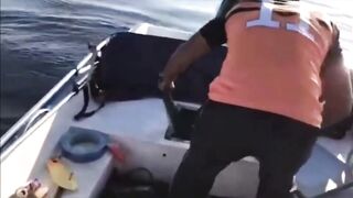 Fishing Thoddoo Maldives морская рыбалка на Мальдивах вокруг острова Тодду и коралловых рифов