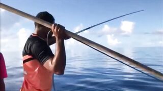 Fishing Thoddoo Maldives морская рыбалка на Мальдивах вокруг острова Тодду и коралловых рифов