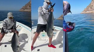 Морская рыбалка в Salalah Oman береговые точки лодки и встреча с волной Индийского океана