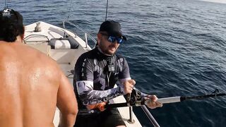 Рыбалка в Ajman в самый жаркий день года поиск лучших мест на берегу залива