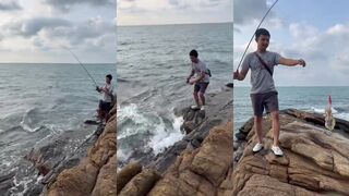 Ночная ловля кальмаров у Koh Samet - огни лодок над водой и тихий плеск тайского моря