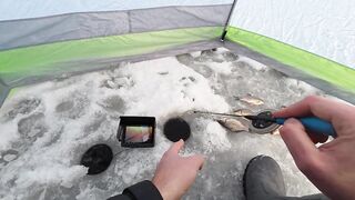 Первый лёд - быстрая мормышка и удивительный способ ловли карася на зимней рыбалке