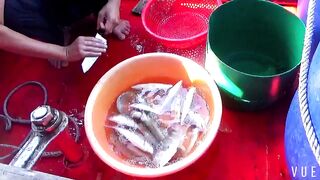 Рыбалка у узкого входа в Cam Ranh Bay сильное течение и выход рыбы к камням