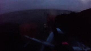 Cordova Cebu, мощные удары рыбы при вертикальном джиге морская рыбалка воровски тянет к океану