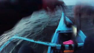 Cordova Cebu, мощные удары рыбы при вертикальном джиге морская рыбалка воровски тянет к океану