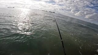 Talakitok Sa Umaga ультралайт рыбалка в Cebu по утреннему морскому хищнику на тонкие снасти