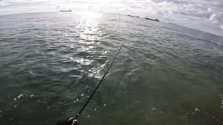 Talakitok Sa Umaga ультралайт рыбалка в Cebu по утреннему морскому хищнику на тонкие снасти