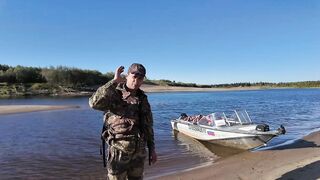 Рыбалка с ночёвкой на Днепре - прокачанная лодка, уха под луной и байки у костра