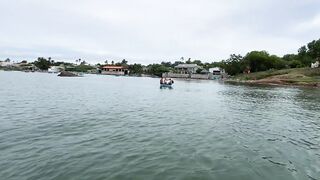 Штормовой выход в море Phan Thiet морская рыбалка в океане для смелых вьетнамских гостей