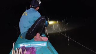 Соктранг Вьетнам: ночная донная рыбалка на поставушки и первый речной монстр