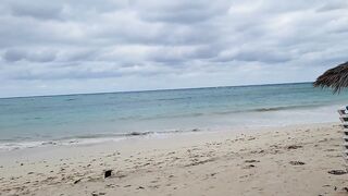 Guardalavaca пляжный променад Кубы прогулка по берегу и мысли о рыбалке