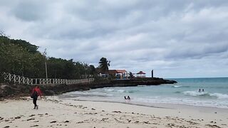 Guardalavaca пляжный променад Кубы прогулка по берегу и мысли о рыбалке