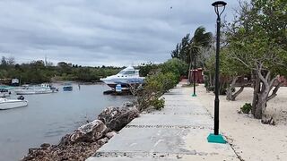 Guardalavaca пляжный променад Кубы прогулка по берегу и мысли о рыбалке