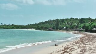 Public beach Guardalavaca Cuba открытый пляж для купания прогулок и любительской рыбалки