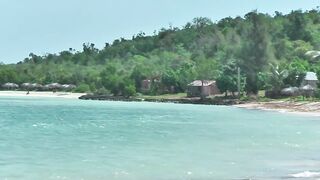 Public beach Guardalavaca Cuba открытый пляж для купания прогулок и любительской рыбалки
