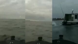 Украинский дрон катер почти задел рыбацкую лодку война случайно встречает море