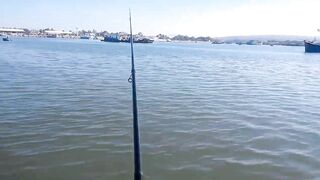 Рыбалка Phan Thiet Binh Thuan берег лодка и первые поклёвки при закате