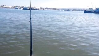 Рыбалка Phan Thiet Binh Thuan берег лодка и первые поклёвки при закате