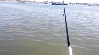 Рыбалка Phan Thiet Binh Thuan берег лодка и первые поклёвки при закате