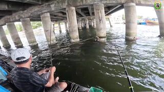 Phan Thiet мост в центре города делаем точку под рыбалку по cá rìa и cá nâu клев без перерыва